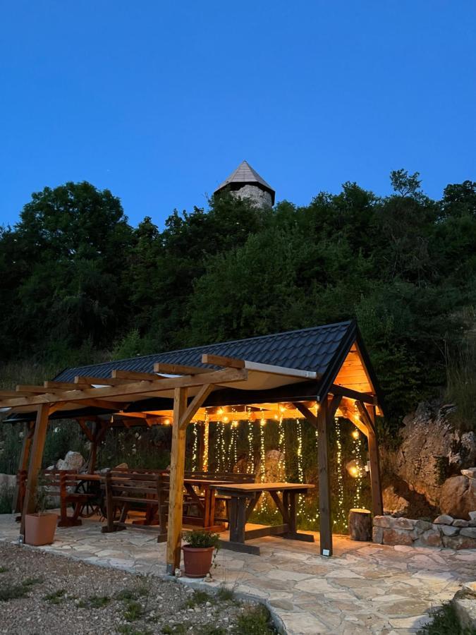 Koliba 30Svibnja Villa Perusic Exterior photo