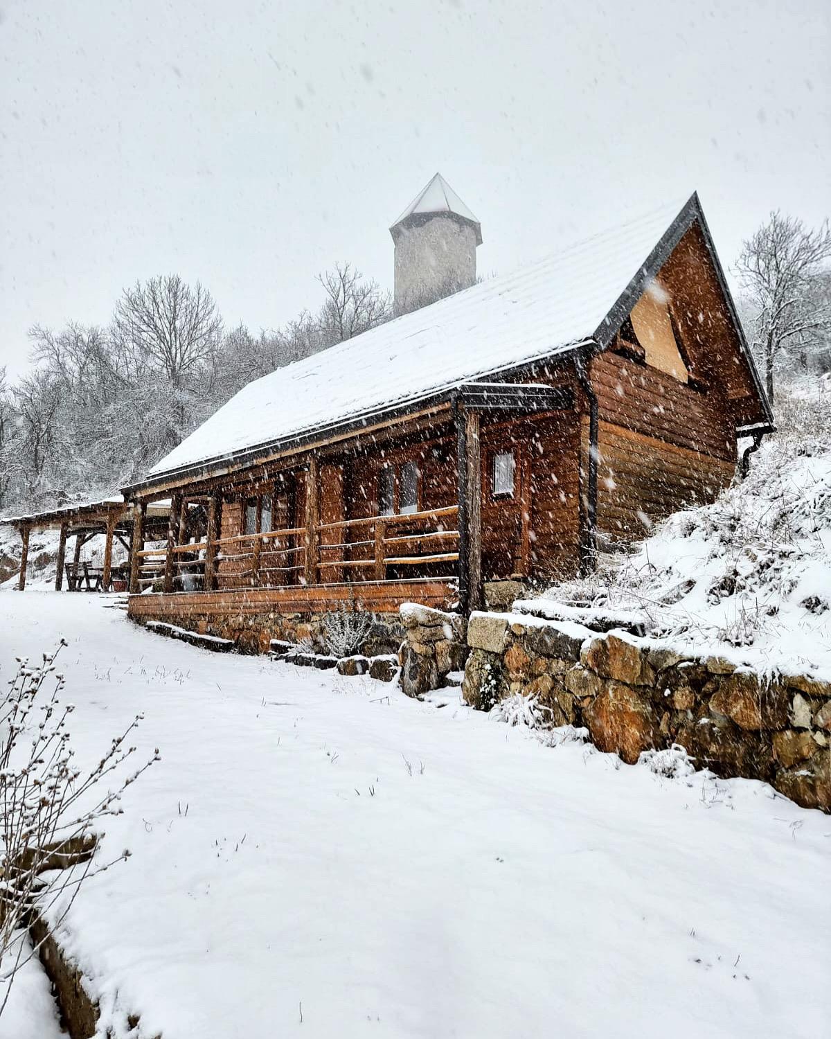 Koliba 30Svibnja Villa Perusic Exterior photo