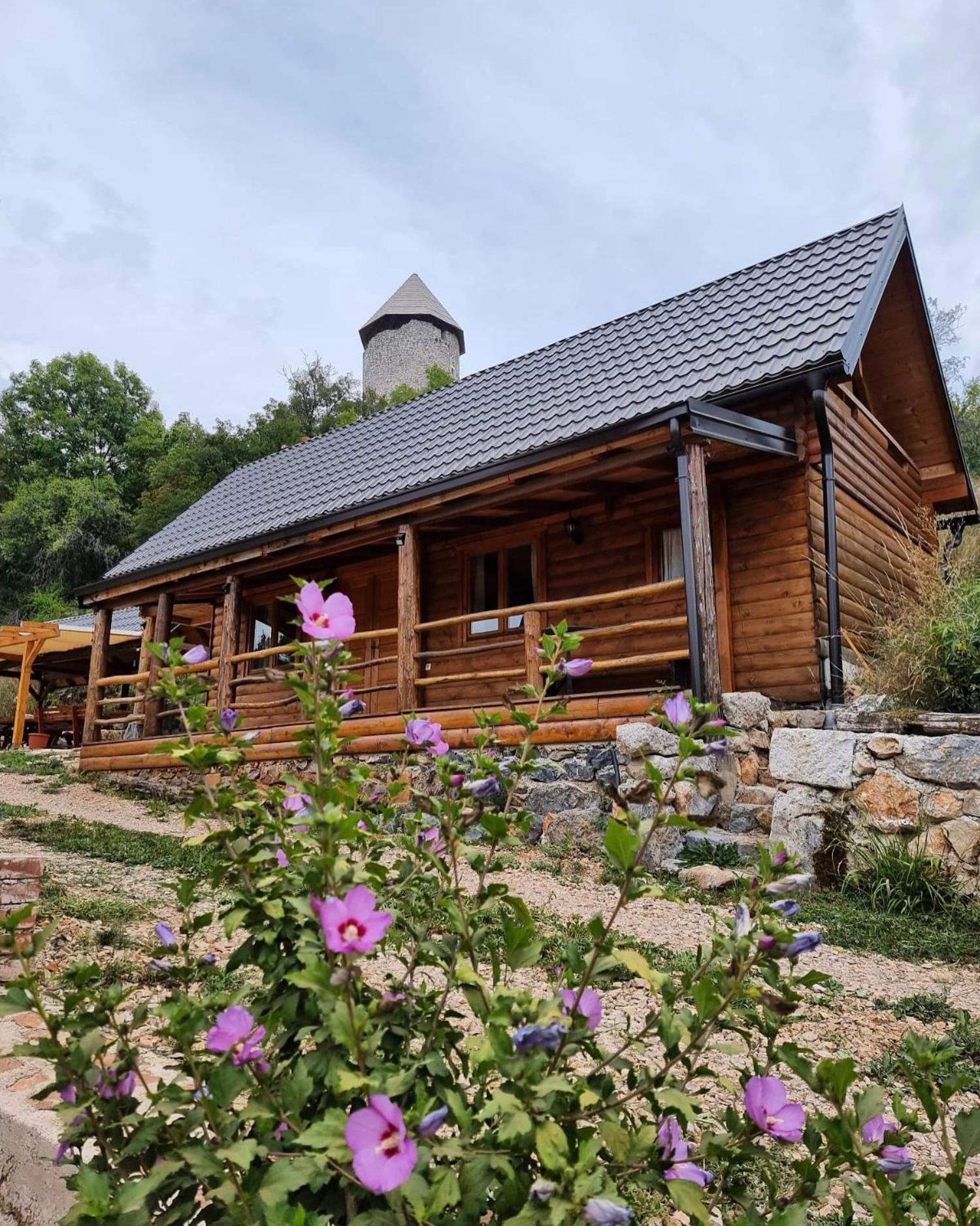 Koliba 30Svibnja Villa Perusic Exterior photo